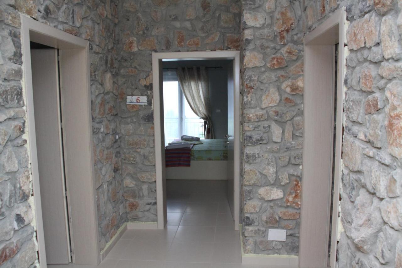 Stone Dream Hotell Pogradec Exteriör bild